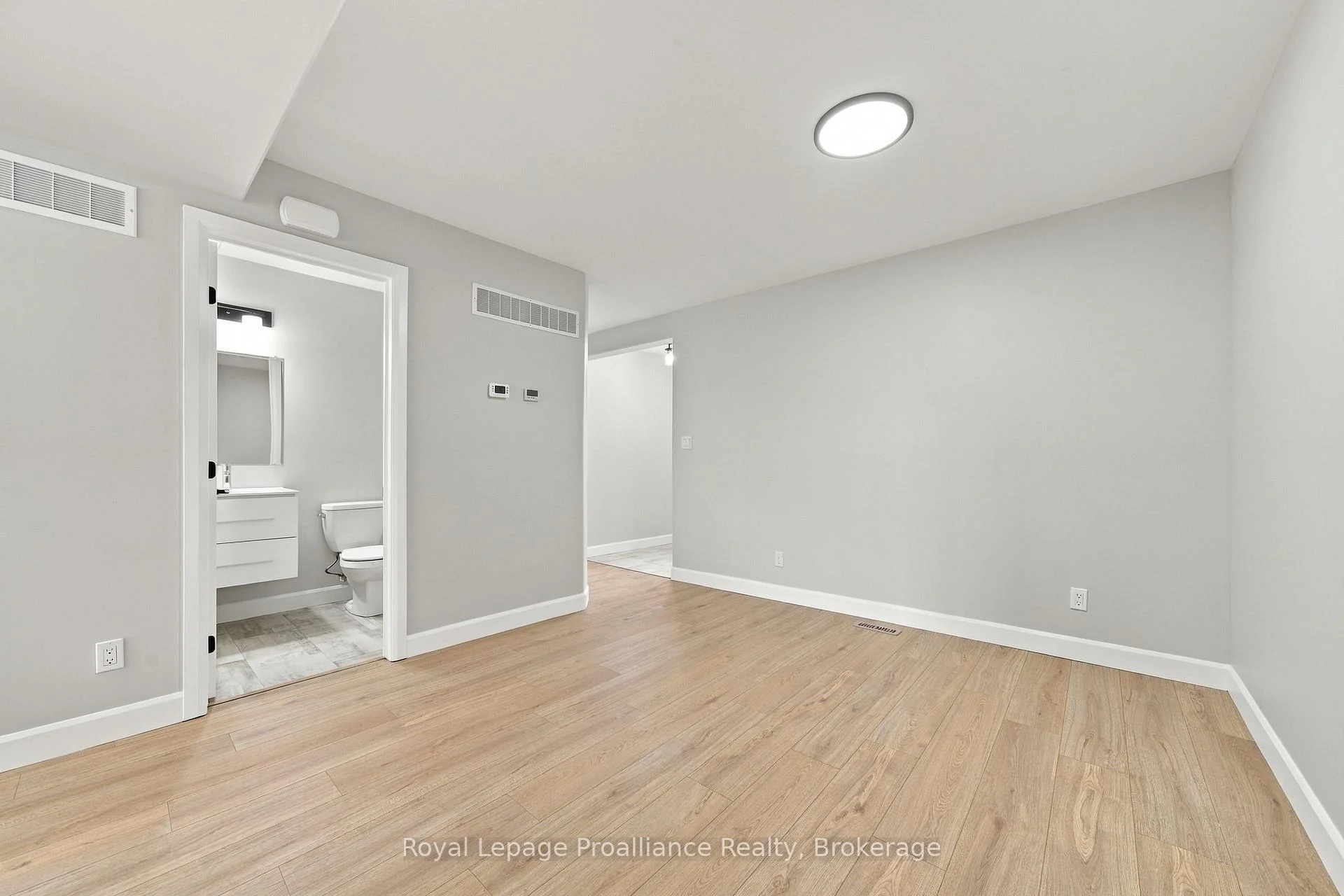 Photo 6 of 77 Cousins Crescent, Belleville, Belleville Ward — HOMEH
