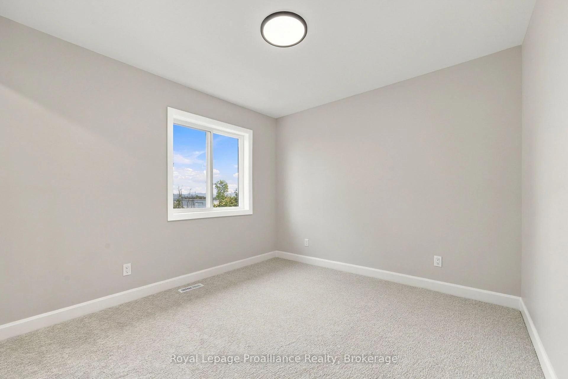 Photo 22 of 77 Cousins Crescent, Belleville, Belleville Ward — HOMEH
