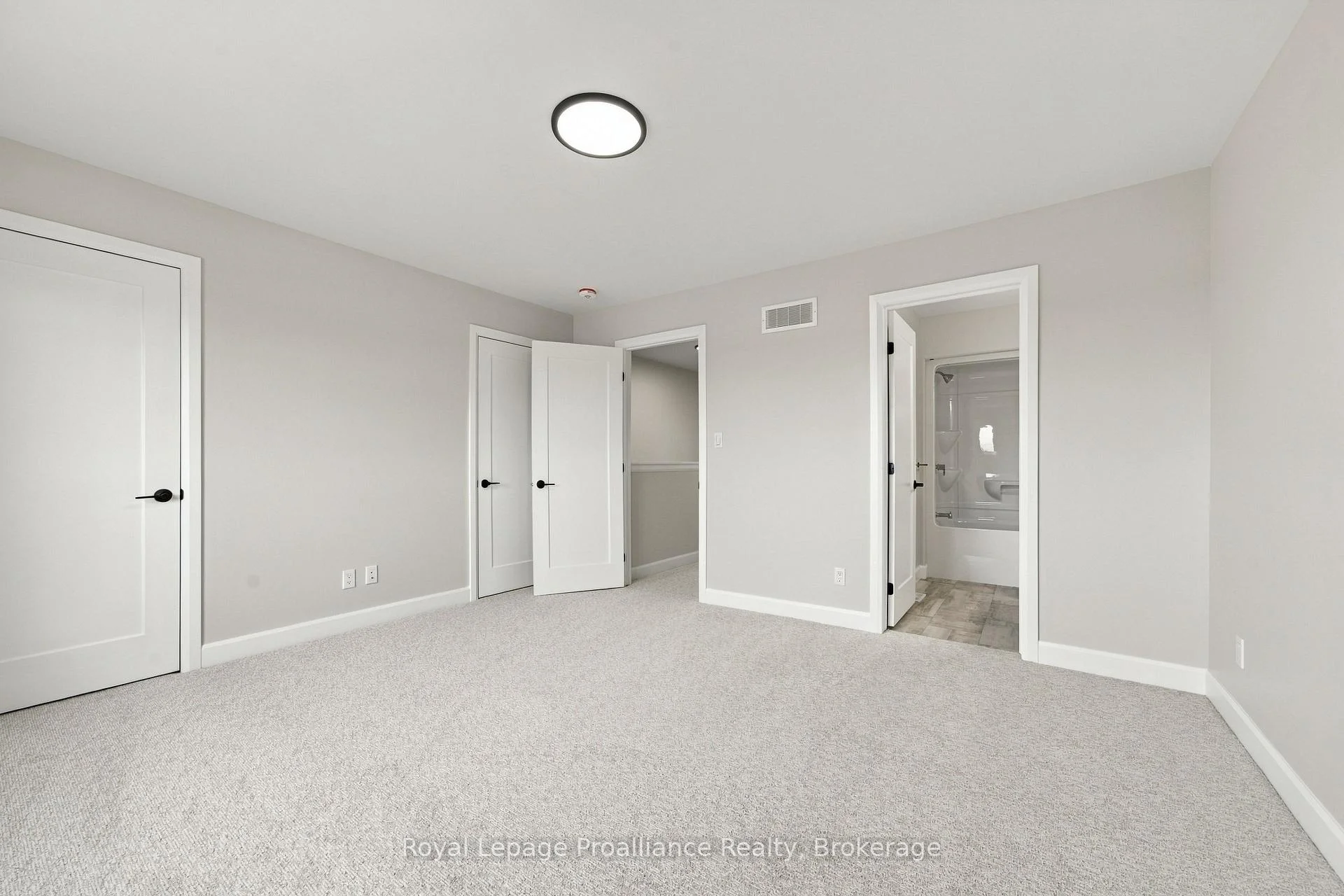 Photo 24 of 77 Cousins Crescent, Belleville, Belleville Ward — HOMEH