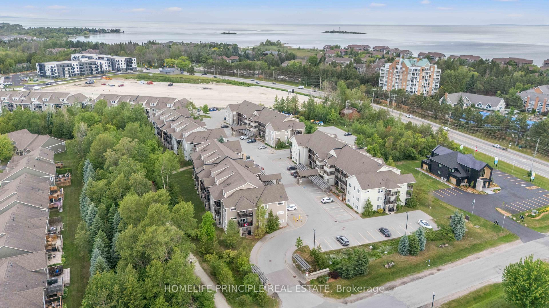 Photo 5 of Unit 205, 3 Brandy Lane Drive, Collingwood — HOMEH
