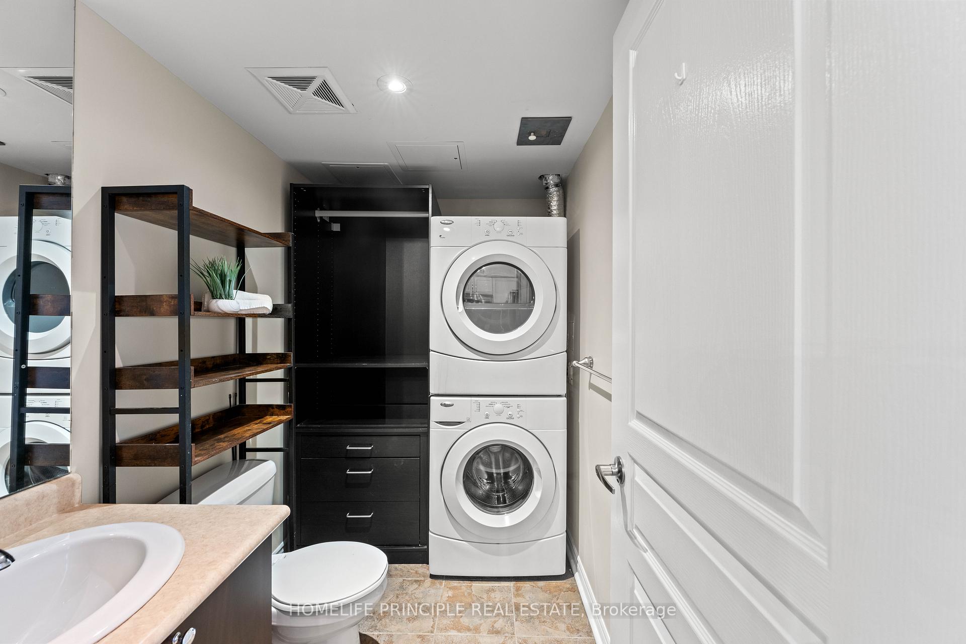 Photo 15 of Unit 205, 3 Brandy Lane Drive, Collingwood — HOMEH