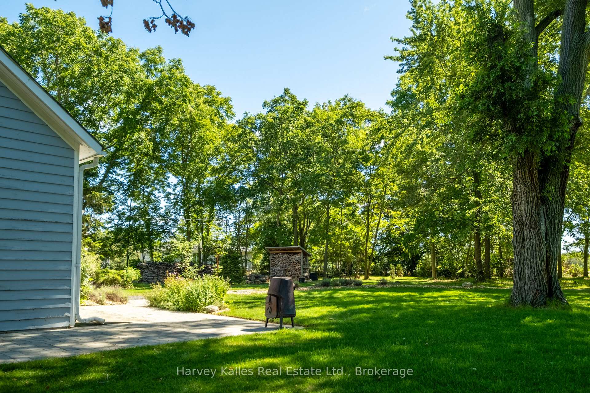 Photo 36 of 244 Salmon Point Road, Prince Edward County, Athol Ward — HOMEH