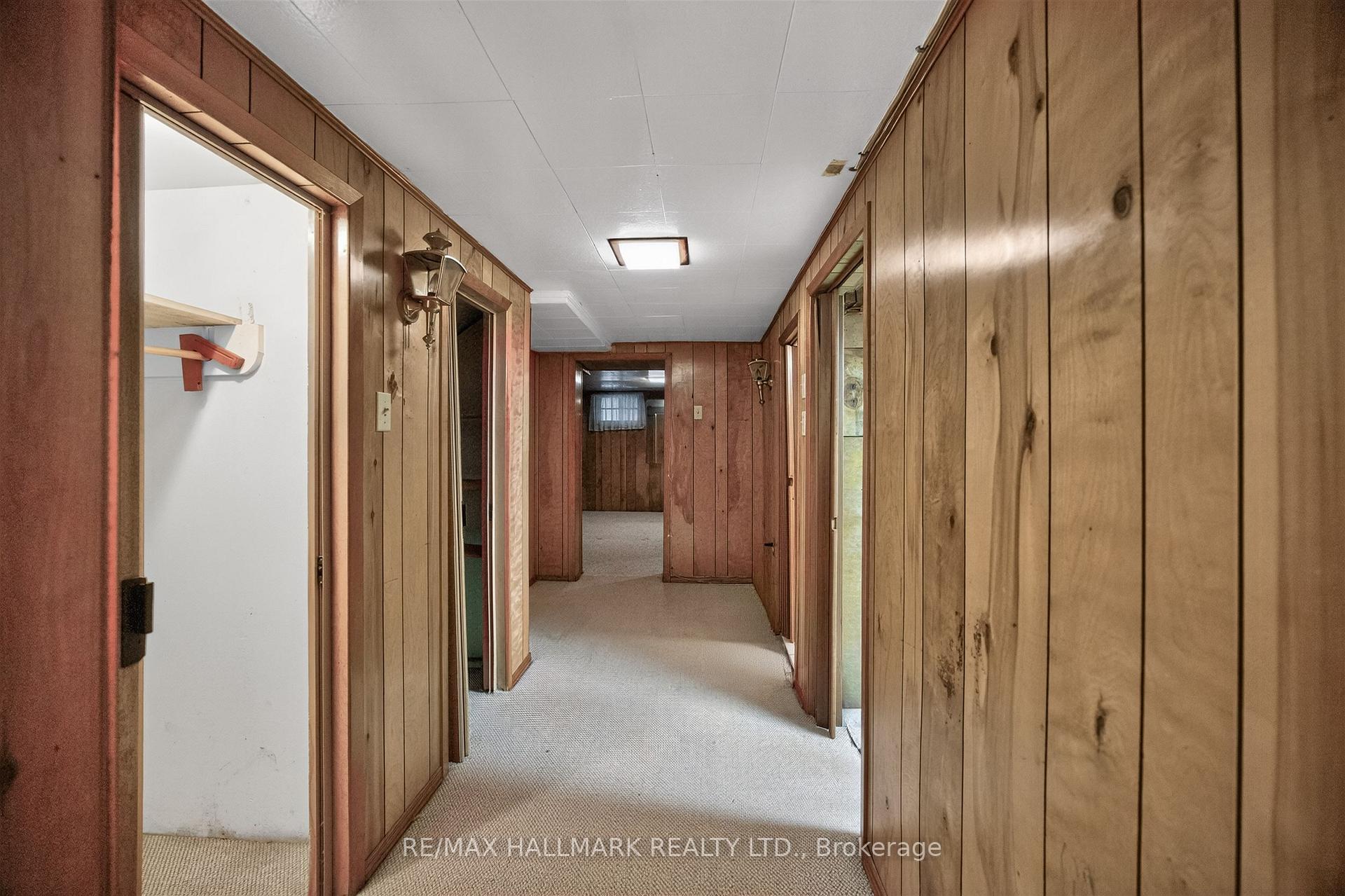 Photo 37 of 50 Dorking Crescent, North York, Downsview-Roding-CFB — HOMEH