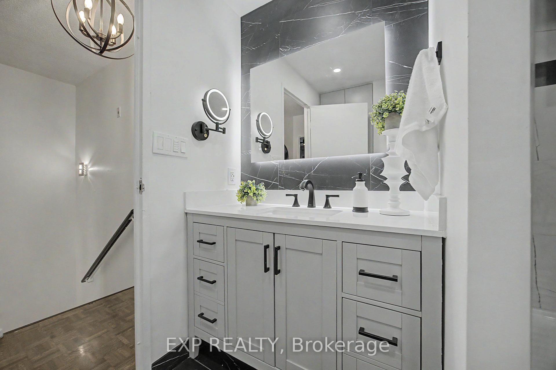 Photo 16 of Unit 501, 1000 Cedarglen Gate, Mississauga, Erindale — HOMEH