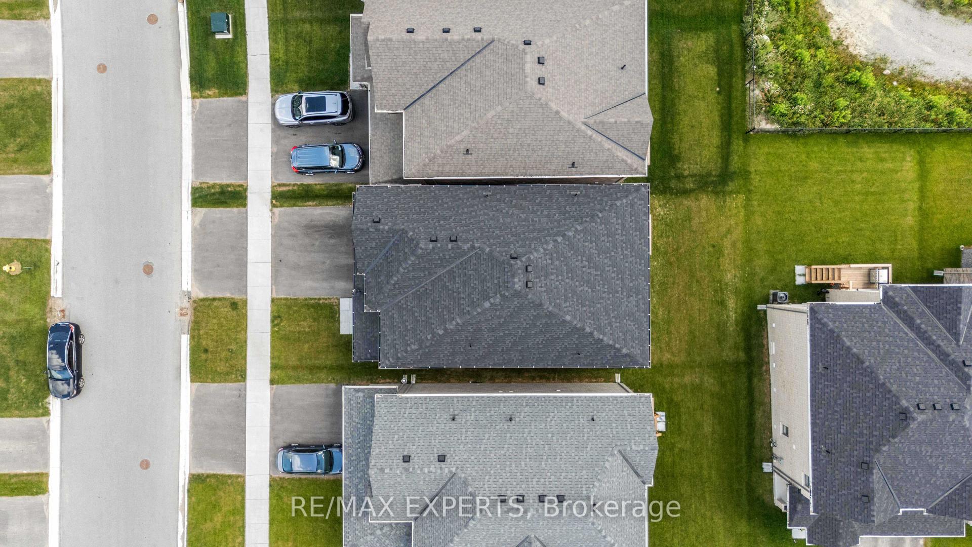 Photo 40 of 10 Lawrence D. Pridham Avenue, New Tecumseth, Alliston — HOMEH