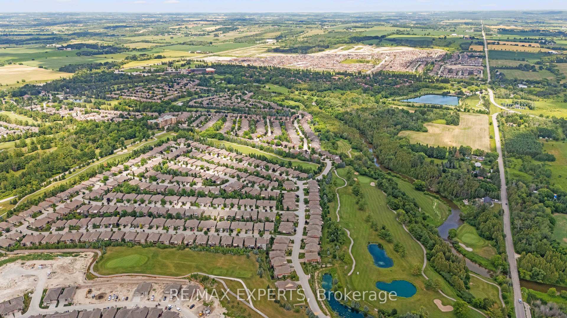 Photo 42 of 10 Lawrence D. Pridham Avenue, New Tecumseth, Alliston — HOMEH