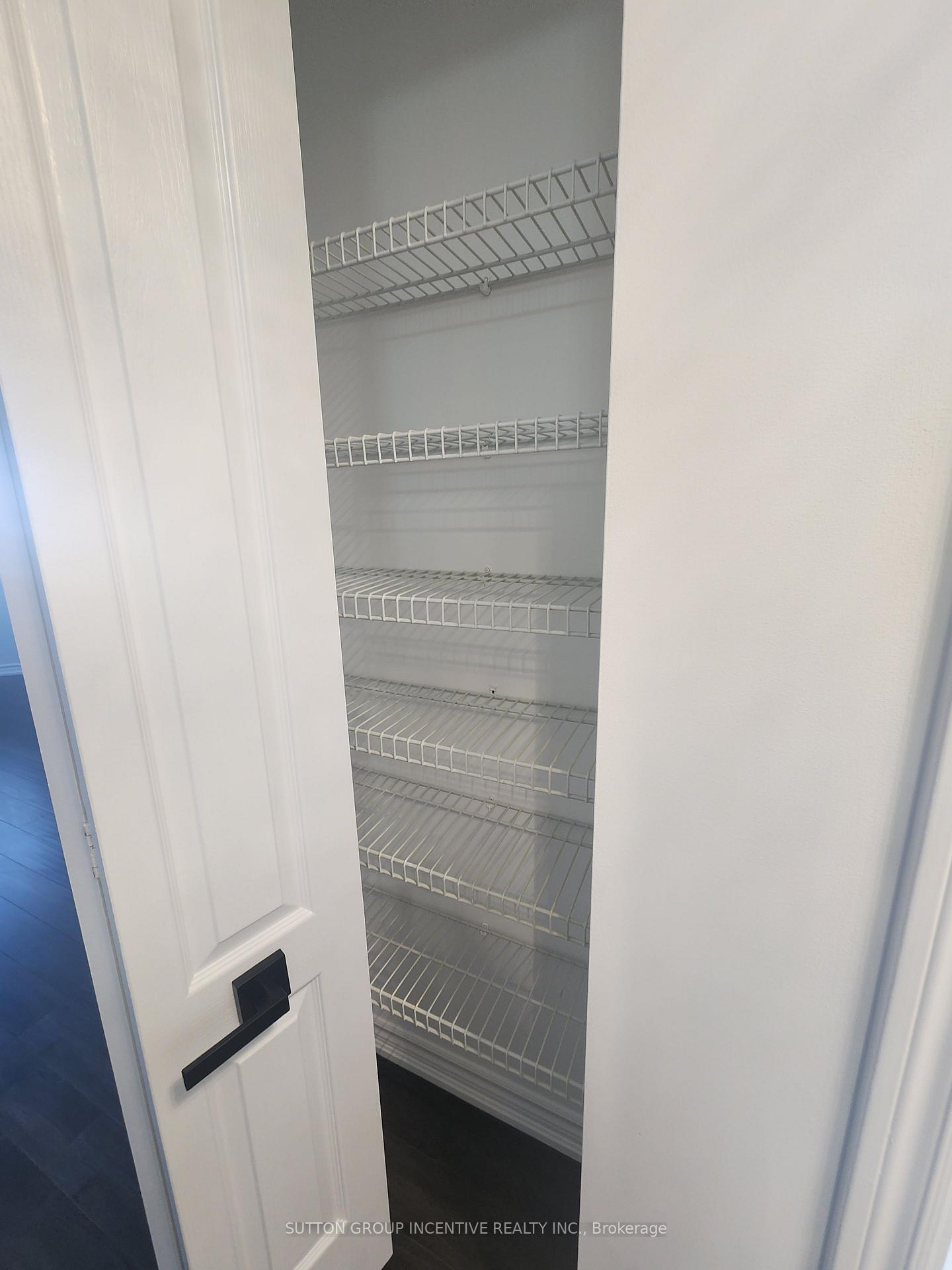 Photo 22 of Unit 1803, 265 Ridley Boulevard, Toronto, Bedford Park-Nortown — HOMEH