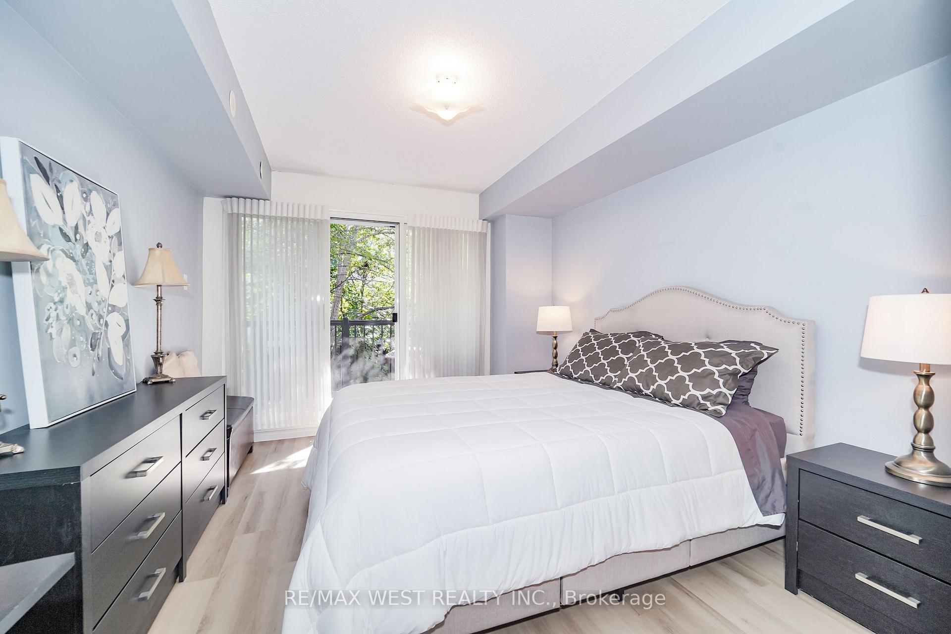 Photo 8 of Unit 2066, 65 George Appleton Way, North York, Downsview-Roding-CFB — HOMEH