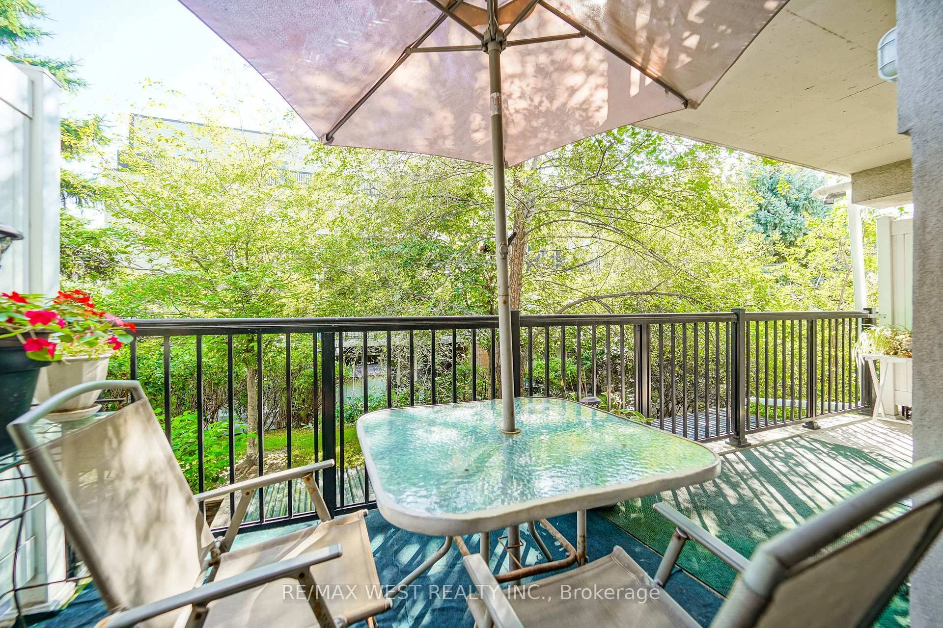 Photo 10 of Unit 2066, 65 George Appleton Way, North York, Downsview-Roding-CFB — HOMEH