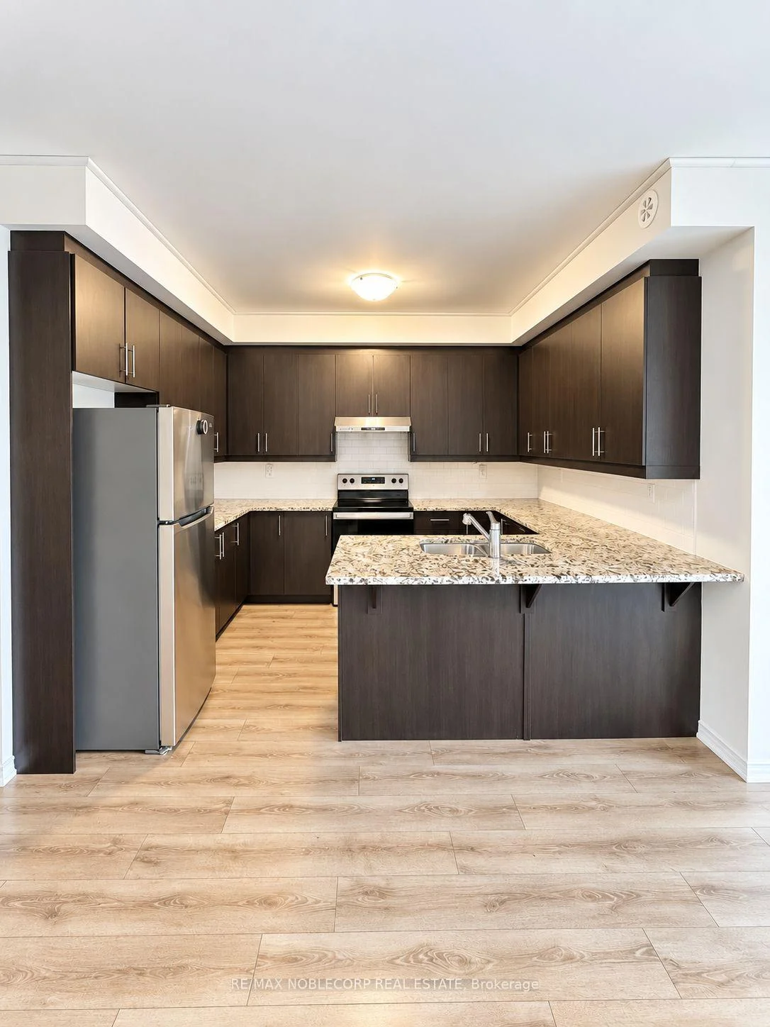 Photo 8 of Unit 2, 620 Rexdale Boulevard, Etobicoke, West Humber-Clairville — HOMEH