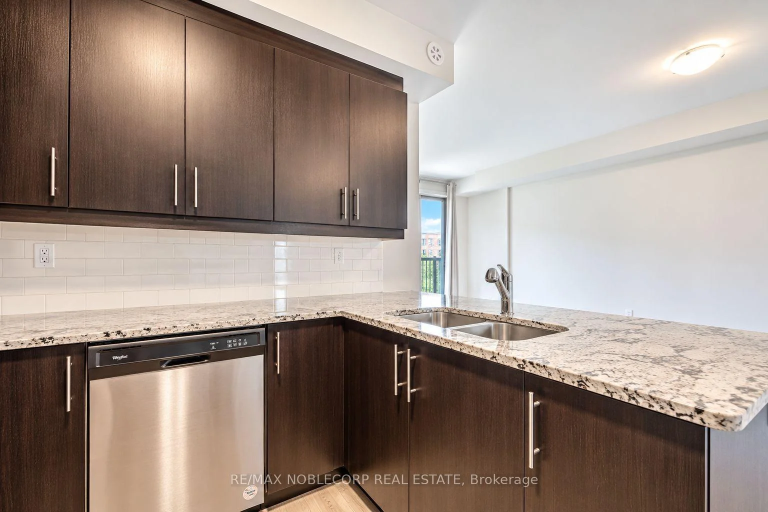 Photo 10 of Unit 2, 620 Rexdale Boulevard, Etobicoke, West Humber-Clairville — HOMEH