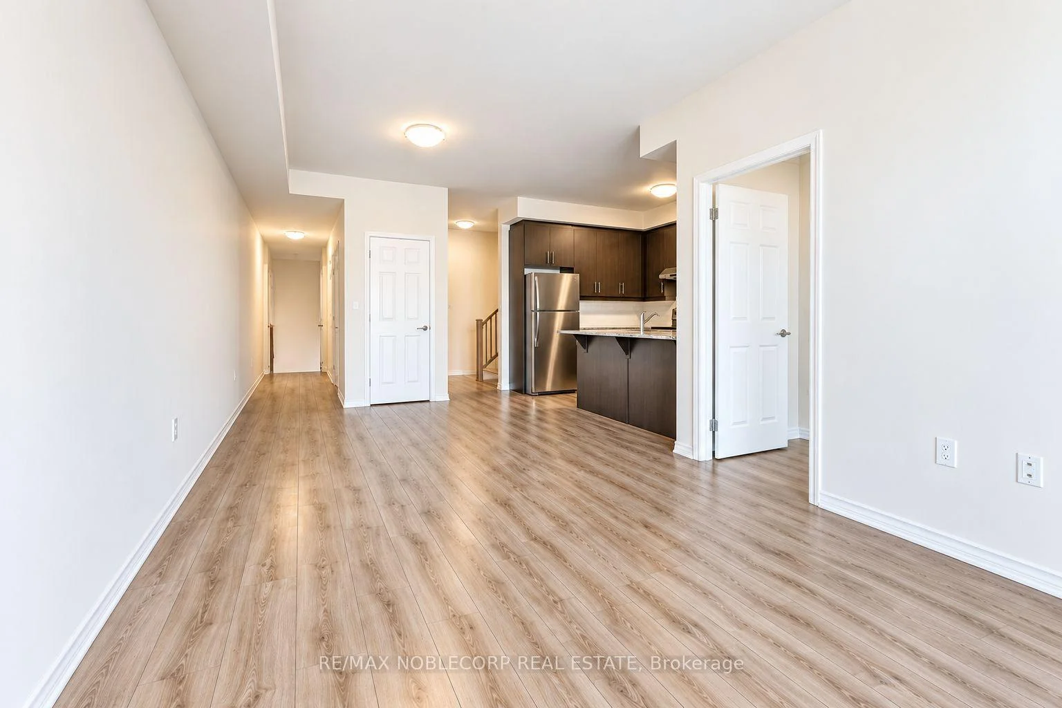 Photo 12 of Unit 2, 620 Rexdale Boulevard, Etobicoke, West Humber-Clairville — HOMEH