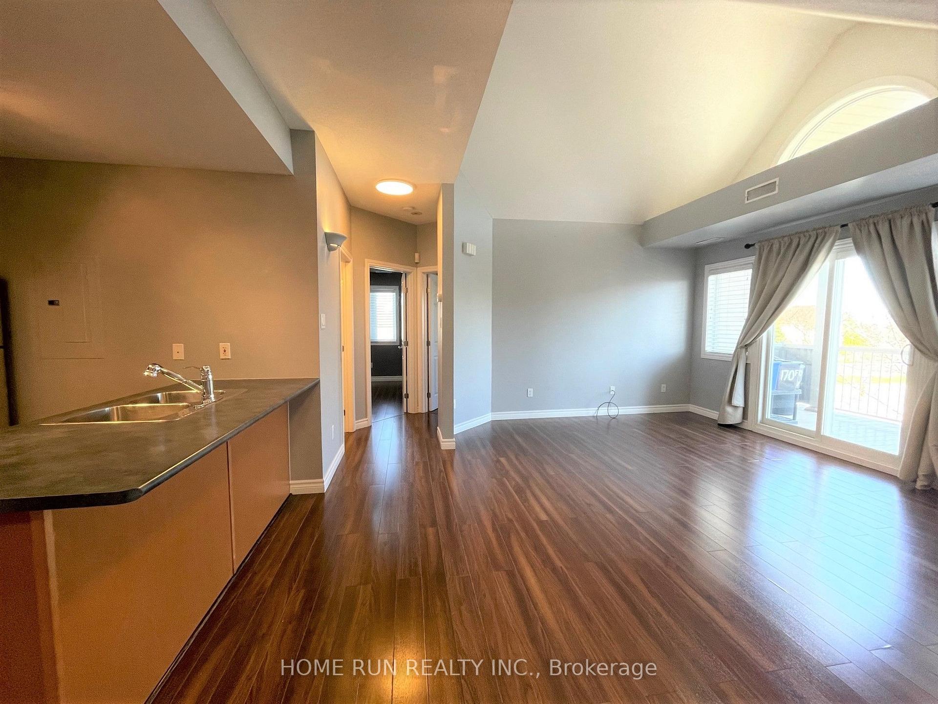 Photo 5 of Unit F, 170 Waterbridge Drive, Ottawa, Barrhaven East — HOMEH