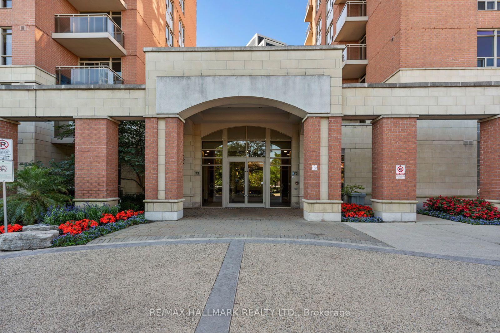 Photo 2 of Unit LPH6, 75 King William Crescent, Richmond Hill, Langstaff — HOMEH