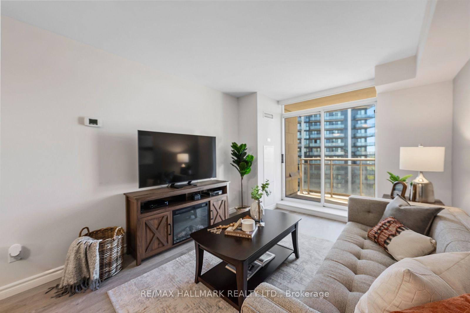 Photo 19 of Unit LPH6, 75 King William Crescent, Richmond Hill, Langstaff — HOMEH