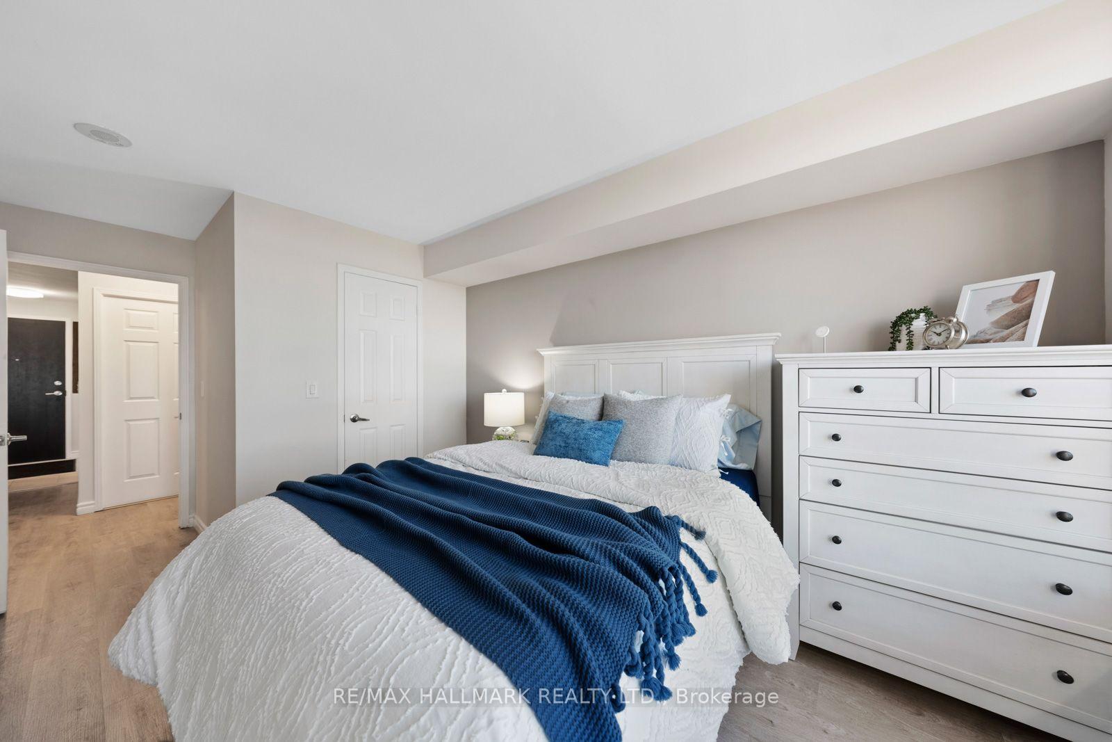 Photo 25 of Unit LPH6, 75 King William Crescent, Richmond Hill, Langstaff — HOMEH