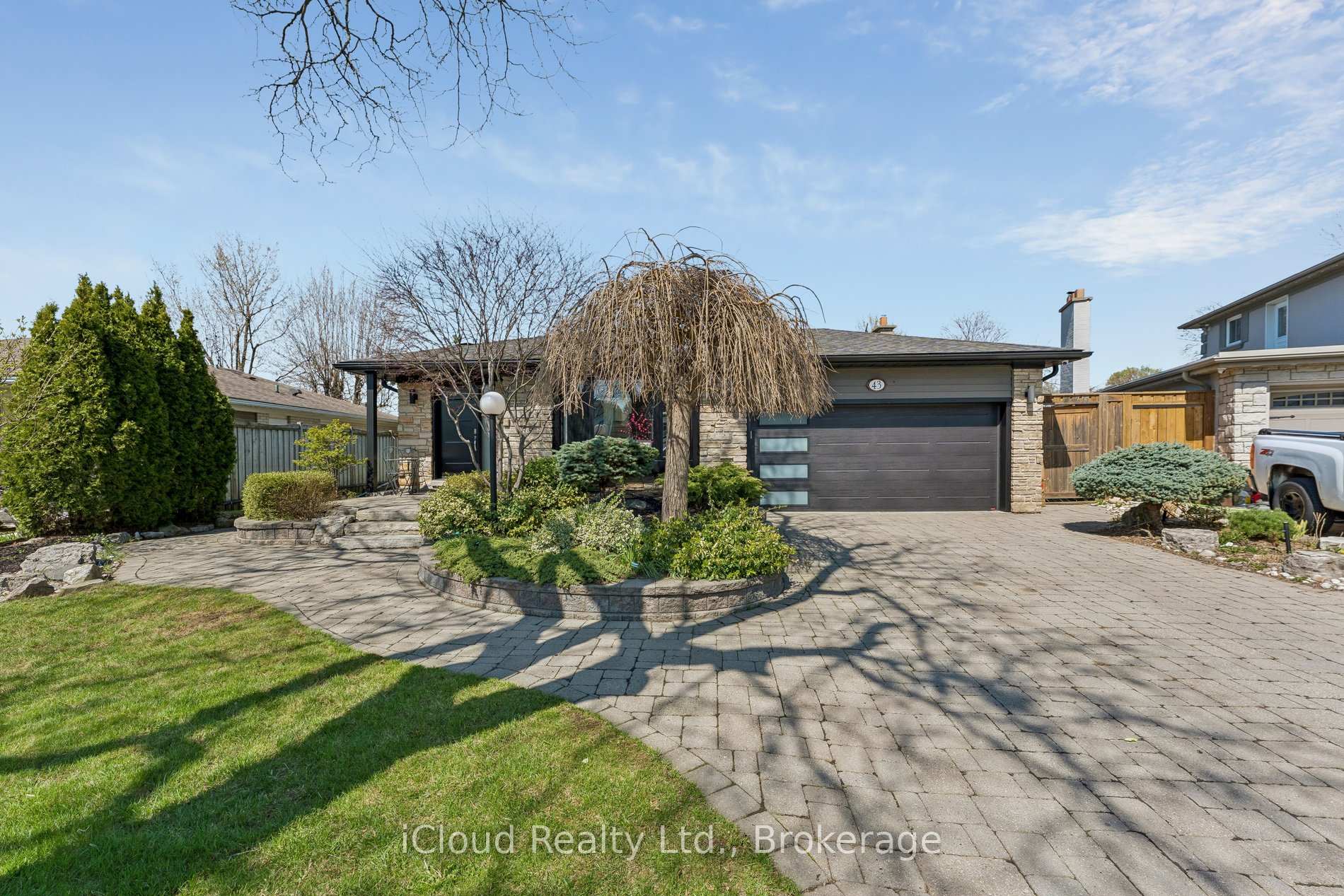 Photo of 43 Ferndale Crescent