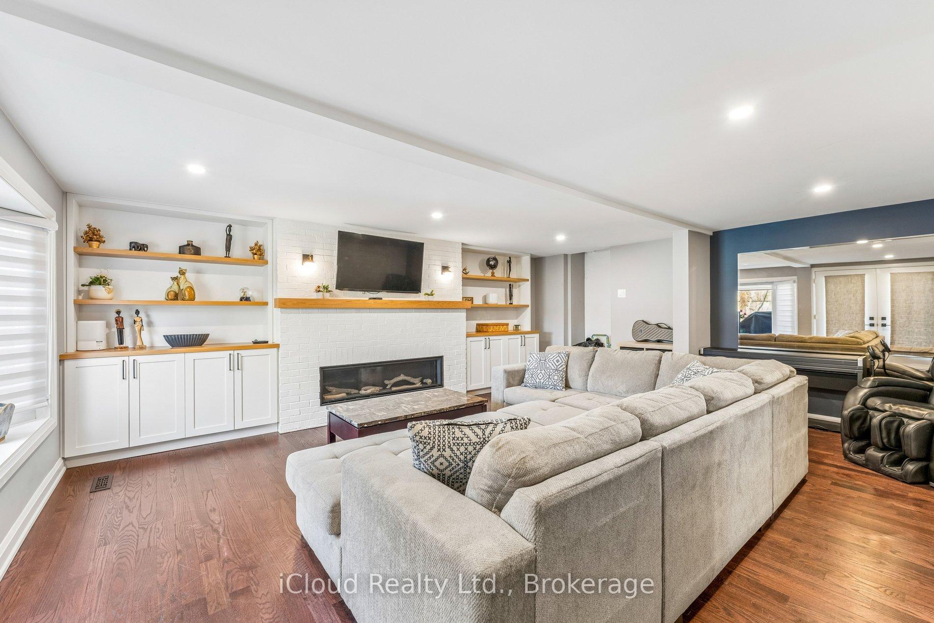 Photo 5 of 43 Ferndale Crescent, Brampton, Brampton East — HOMEH