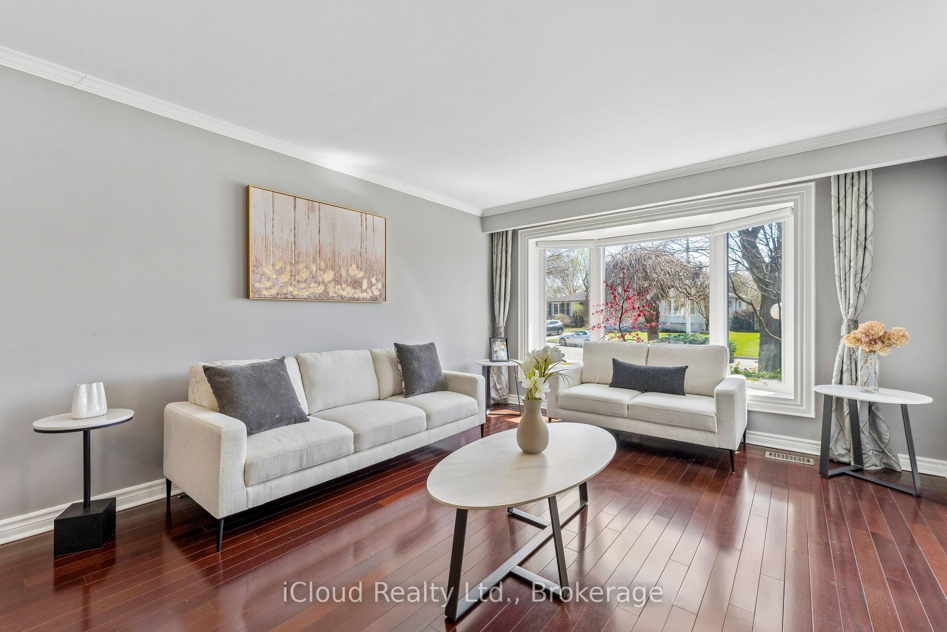 Photo 7 of 43 Ferndale Crescent, Brampton, Brampton East — HOMEH