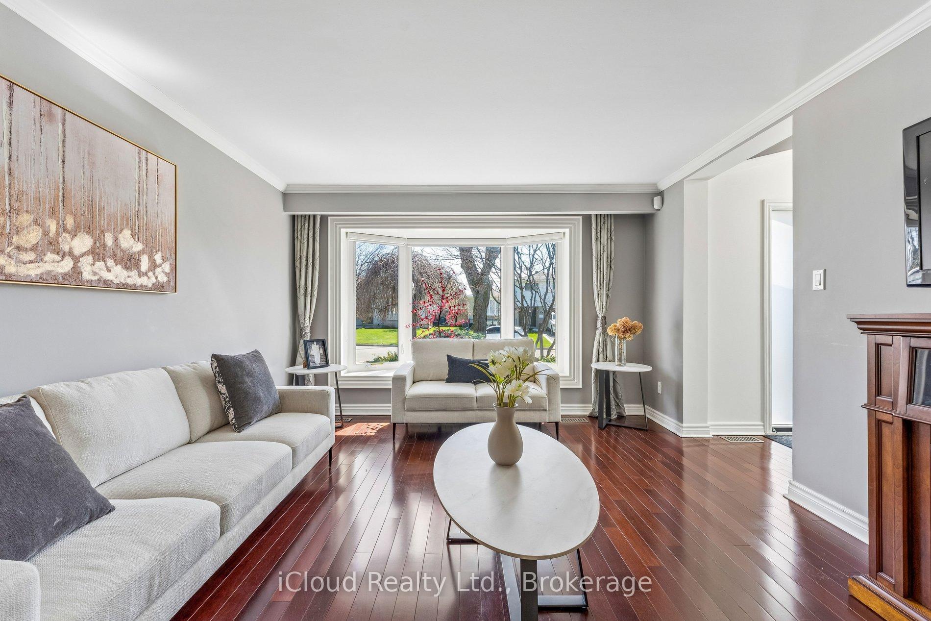 Photo 8 of 43 Ferndale Crescent, Brampton, Brampton East — HOMEH