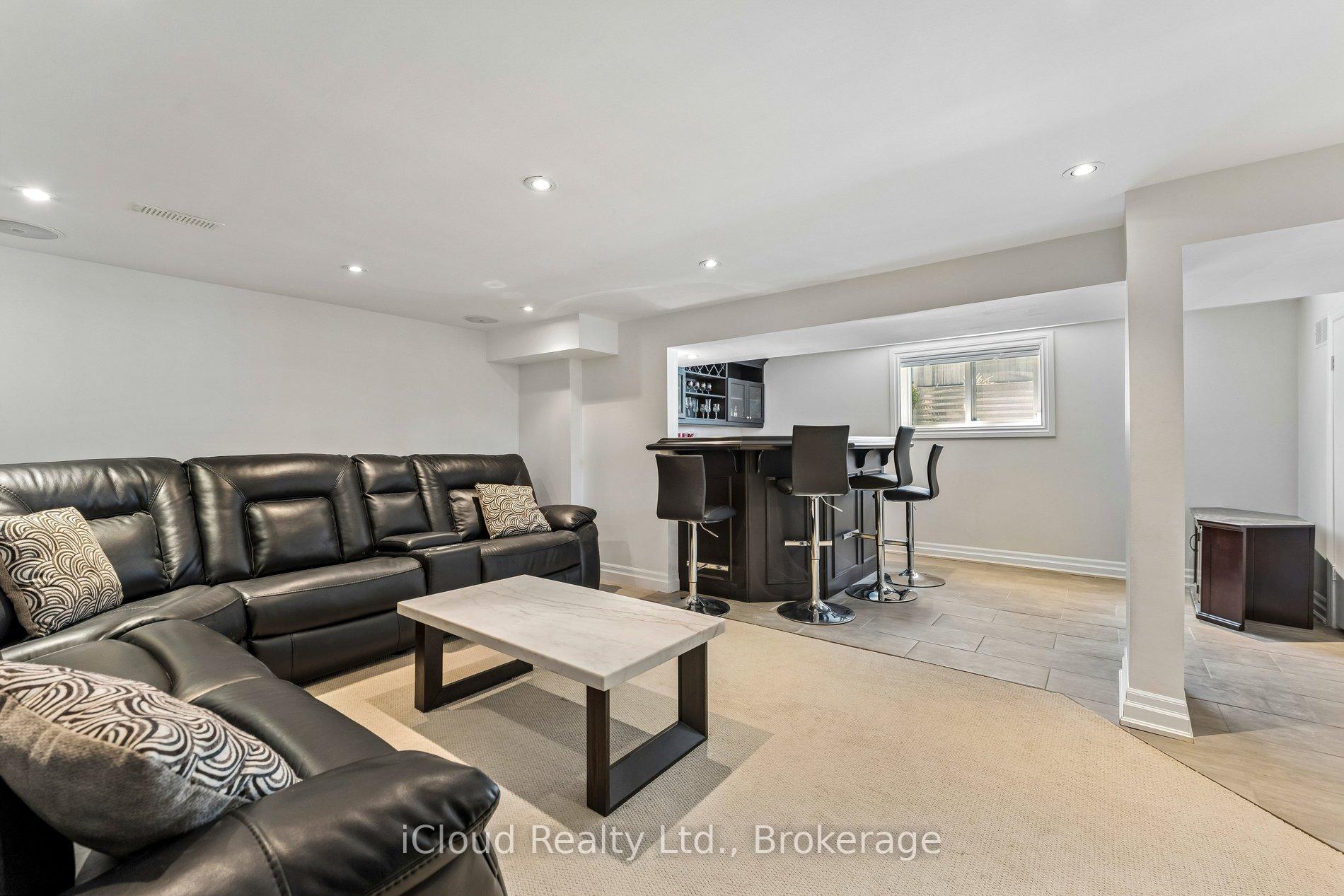 Photo 29 of 43 Ferndale Crescent, Brampton, Brampton East — HOMEH