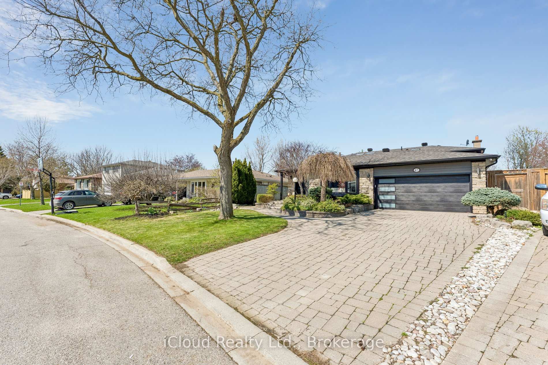 Photo 38 of 43 Ferndale Crescent, Brampton, Brampton East — HOMEH