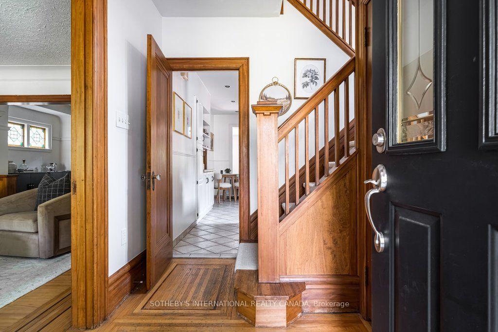 Photo 6 of 100 Dalewood Crescent, Hamilton, Westdale — HOMEH