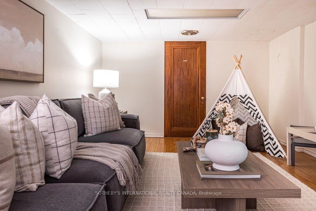 Photo 43 of 100 Dalewood Crescent, Hamilton, Westdale — HOMEH