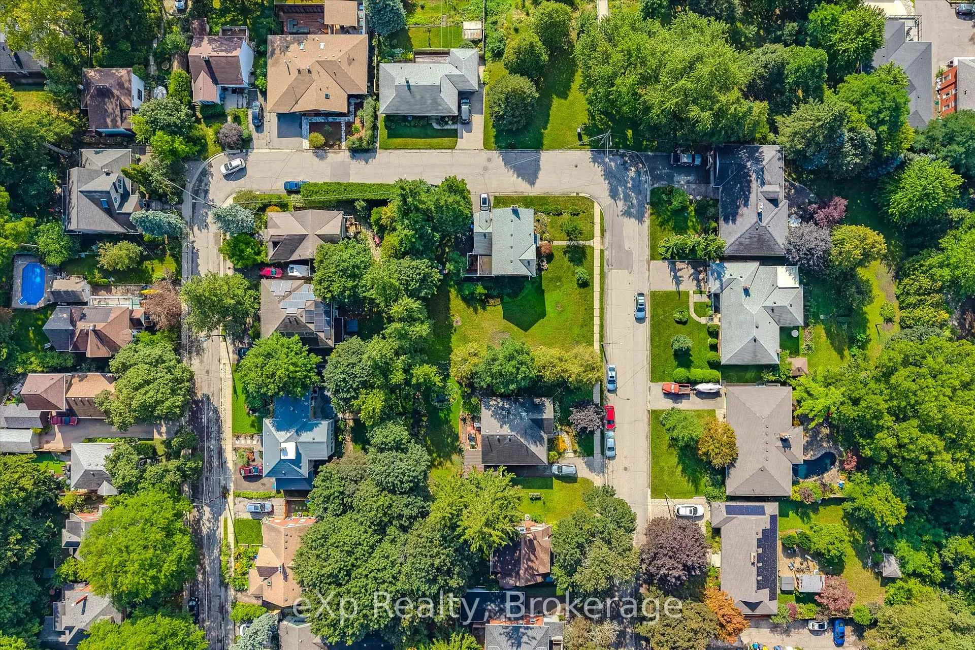 Photo 9 of 18 Prospect Avenue, Guelph, St. George's — HOMEH