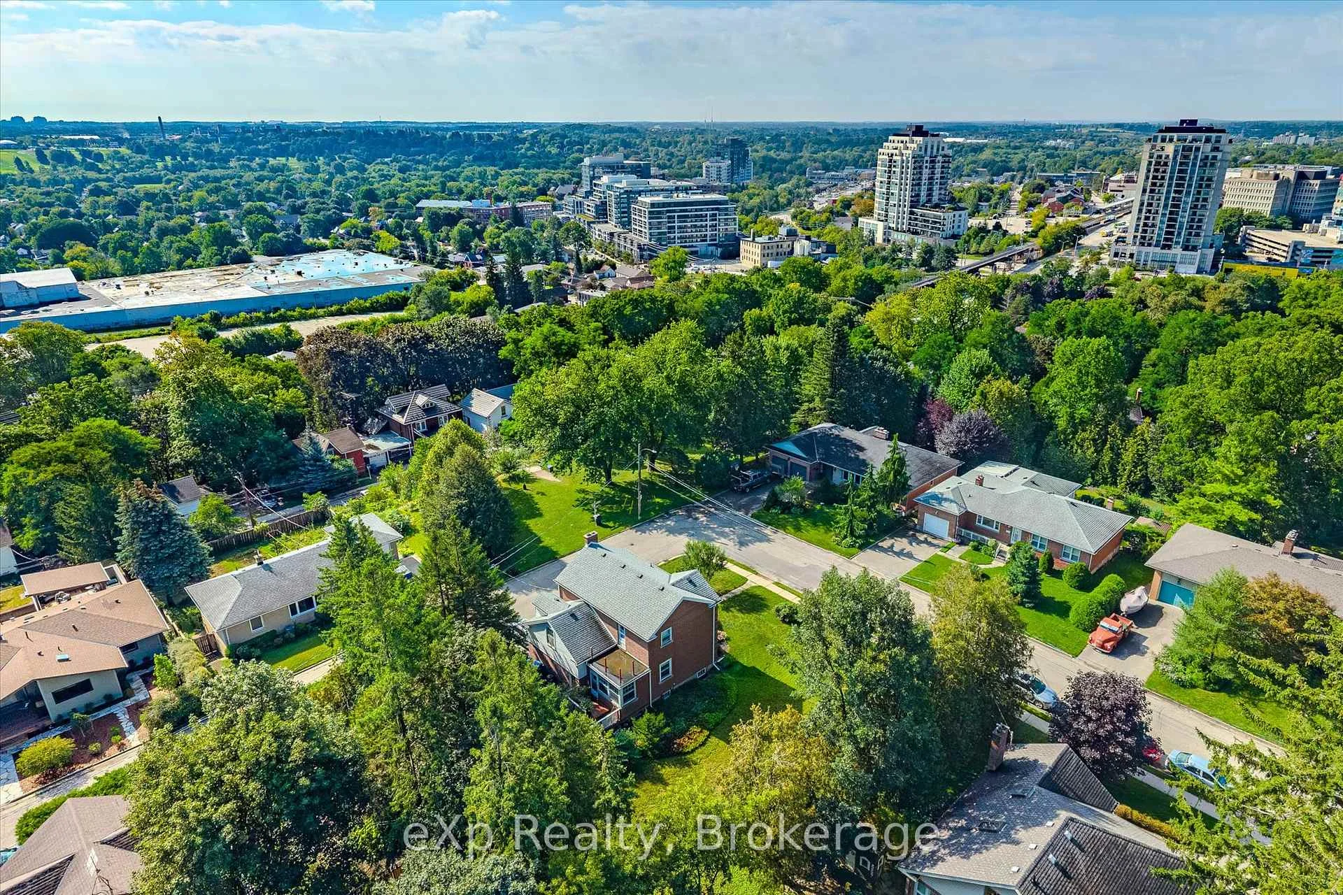 Photo 10 of 18 Prospect Avenue, Guelph, St. George's — HOMEH