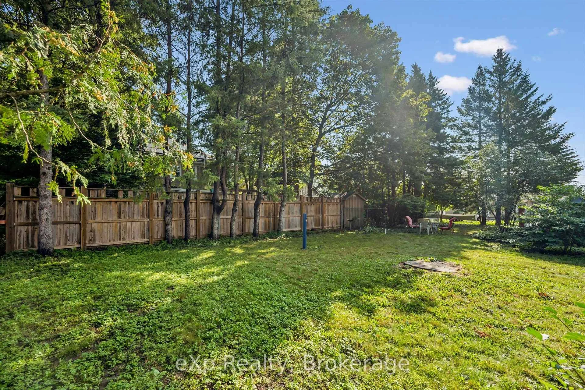 Photo 18 of 18 Prospect Avenue, Guelph, St. George's — HOMEH