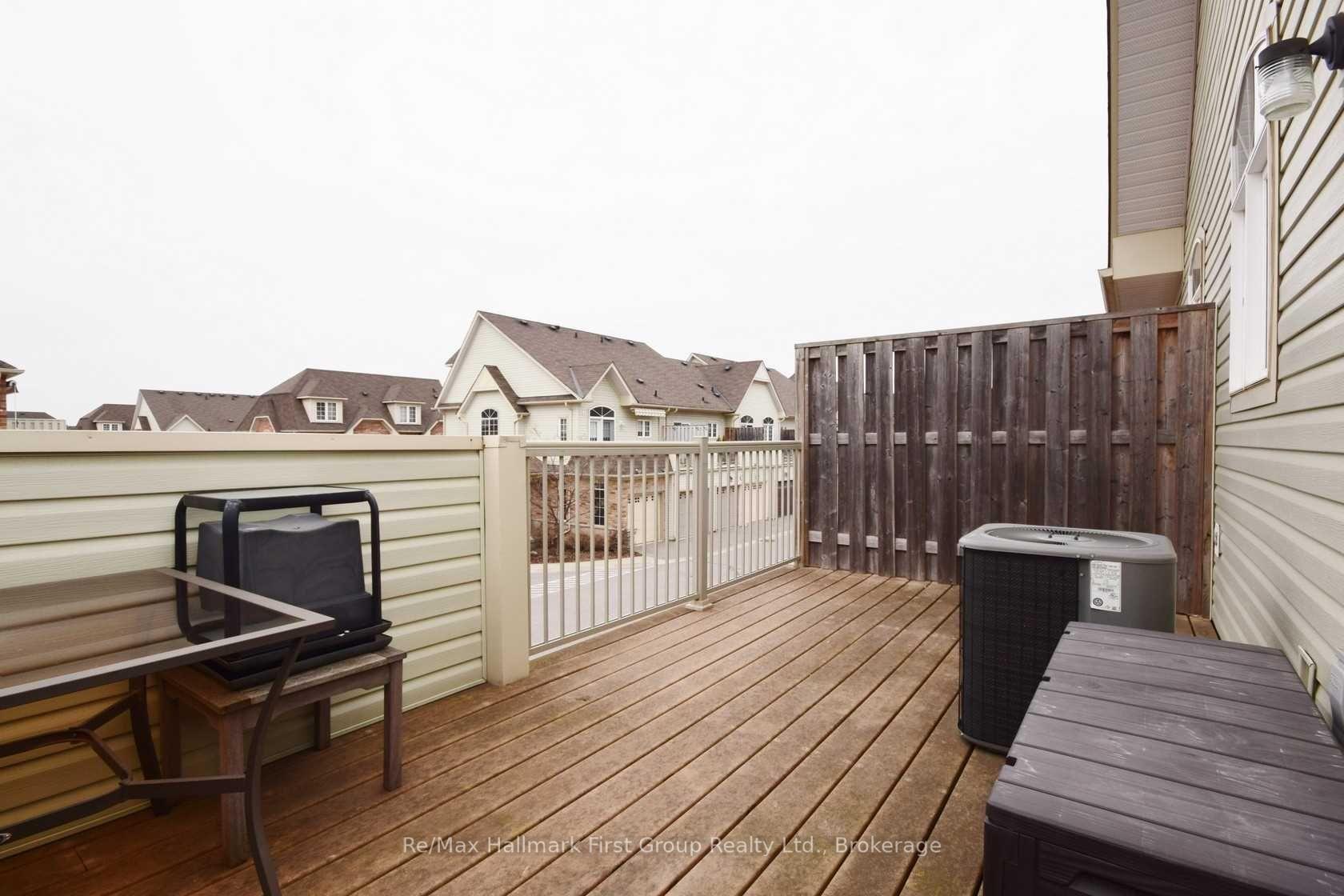 Photo 15 of 44 Wicker Park Way, Whitby, Pringle Creek — HOMEH