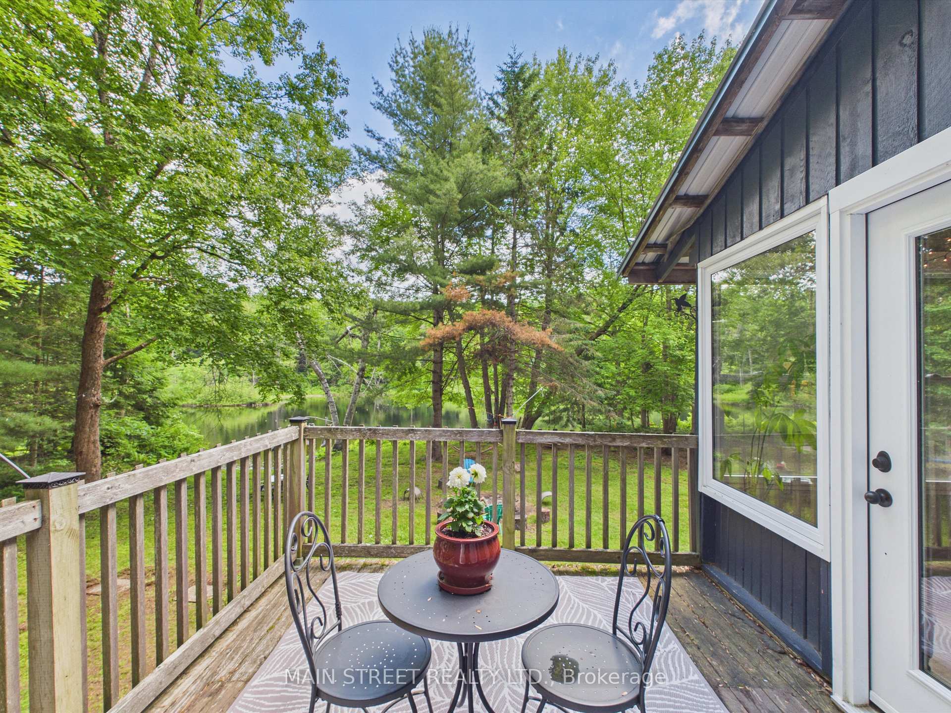 Photo 13 of 1063 Sherwood Forest Road, Bracebridge, Oakley — HOMEH