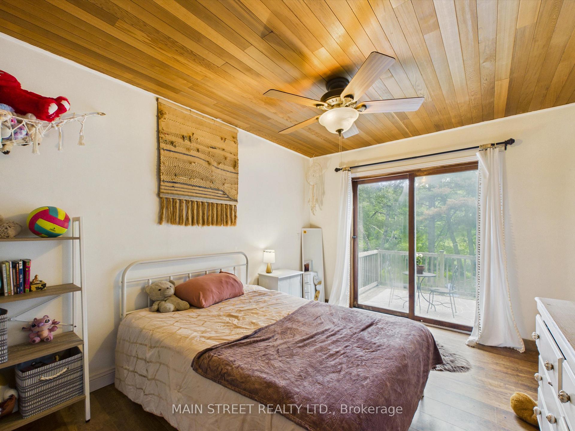 Photo 18 of 1063 Sherwood Forest Road, Bracebridge, Oakley — HOMEH
