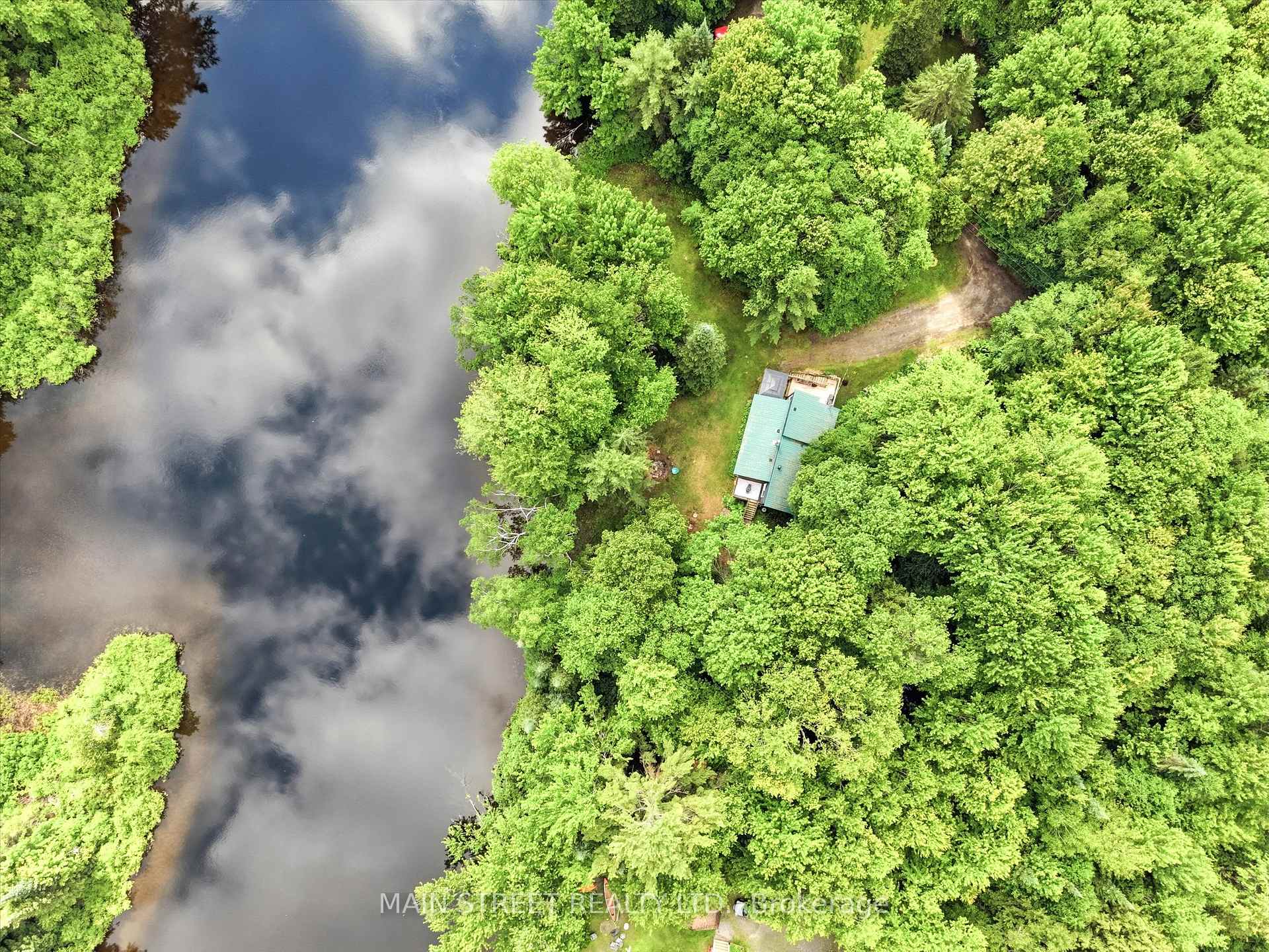 Photo 32 of 1063 Sherwood Forest Road, Bracebridge, Oakley — HOMEH