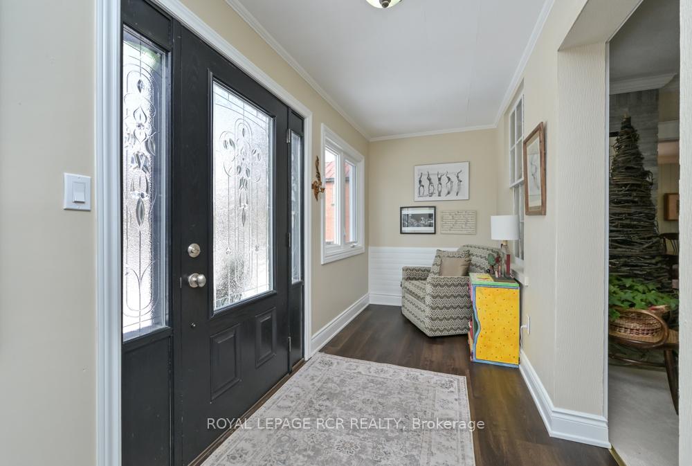 Photo 3 of 1429 Queen Street, Caledon, Alton — HOMEH