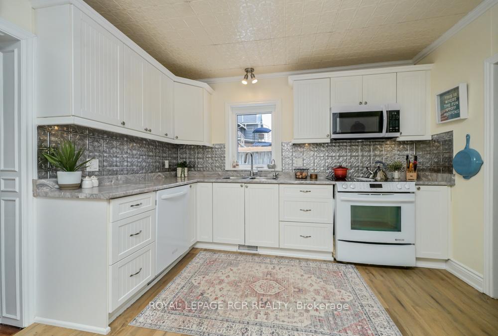 Photo 7 of 1429 Queen Street, Caledon, Alton — HOMEH