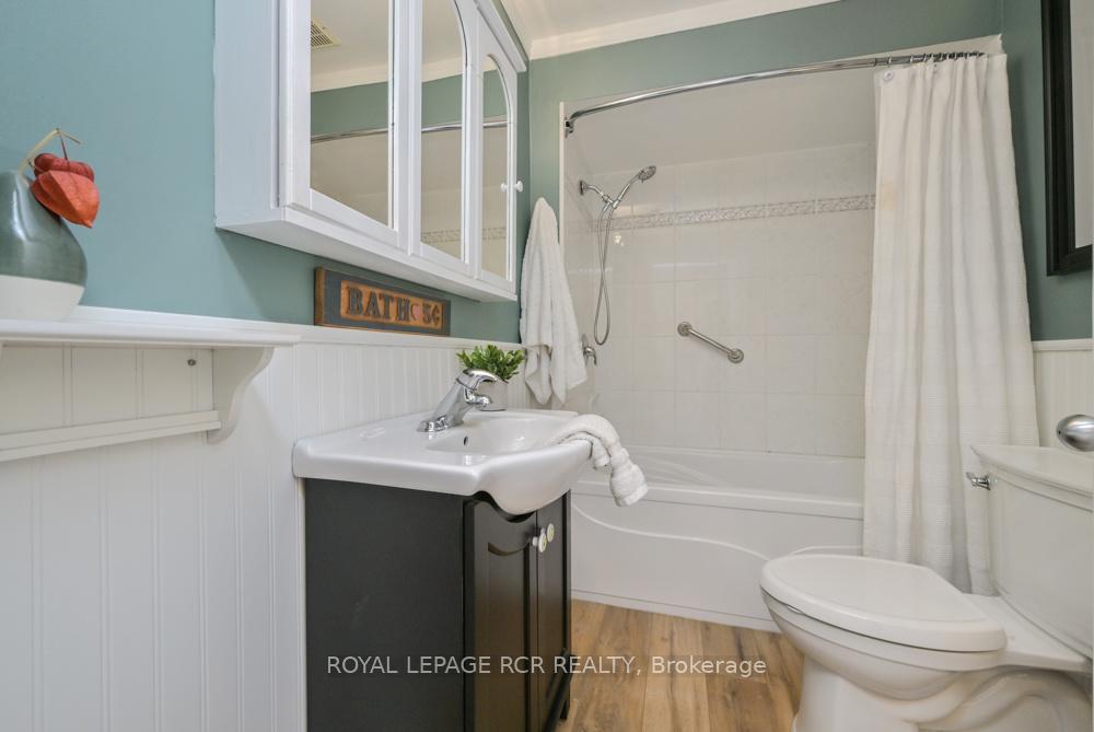 Photo 21 of 1429 Queen Street, Caledon, Alton — HOMEH