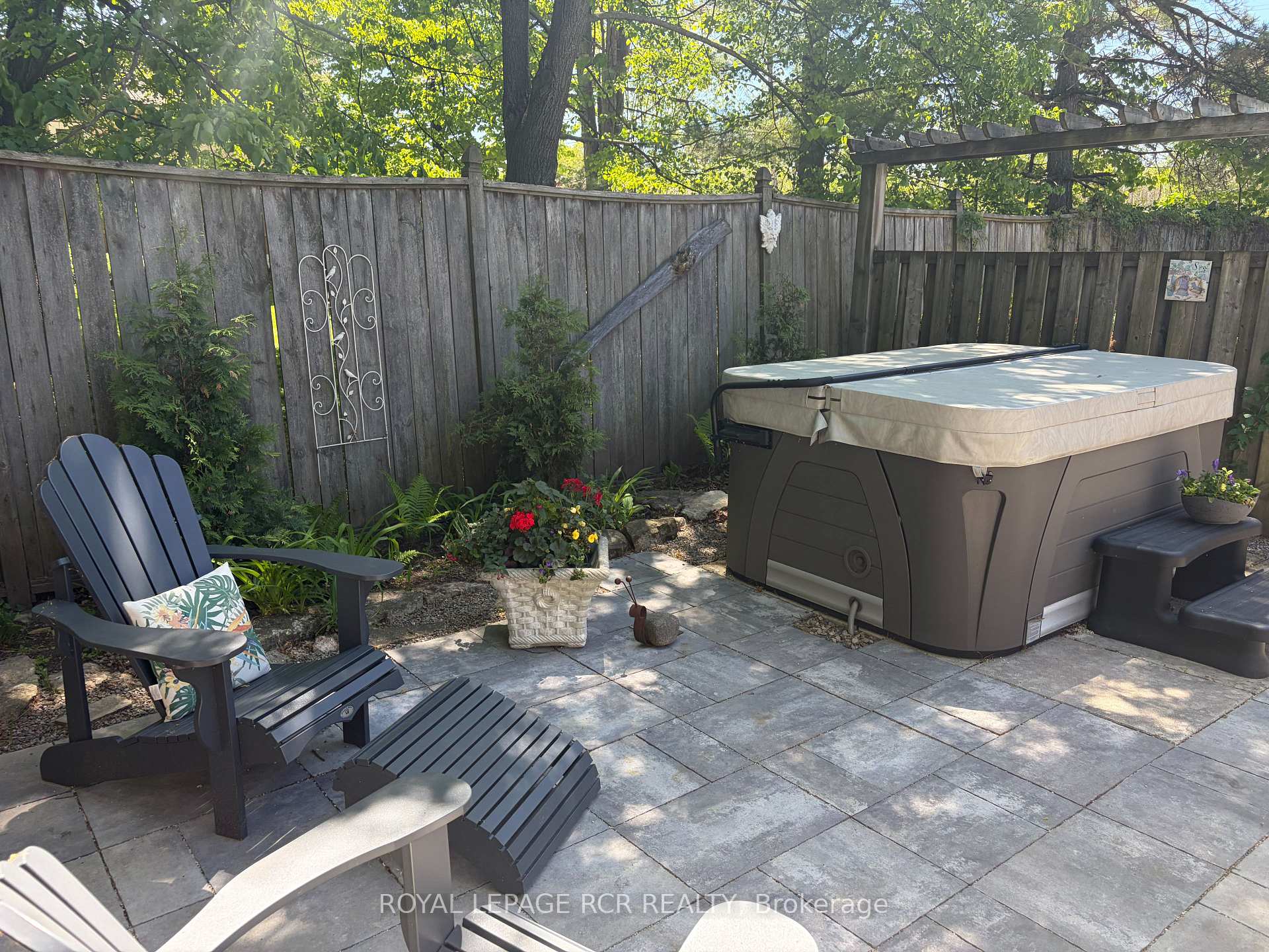 Photo 31 of 1429 Queen Street, Caledon, Alton — HOMEH