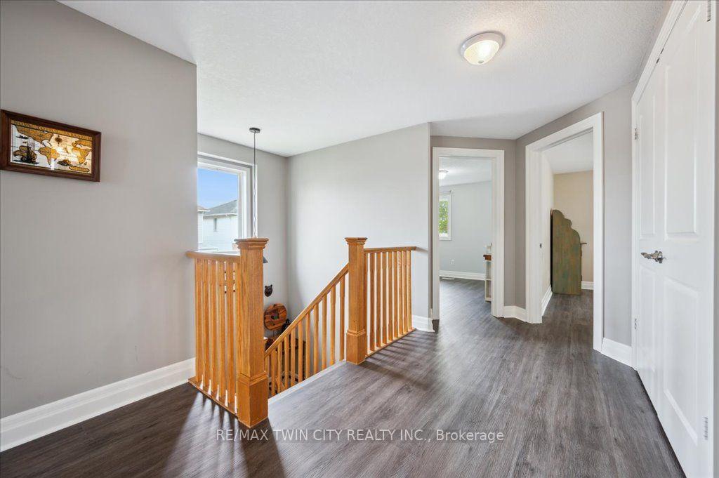 Photo 20 of 537 Havendale Place, Waterloo, Laurelwood — HOMEH