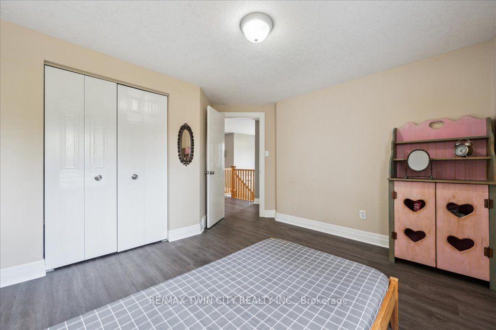 Photo 24 of 537 Havendale Place, Waterloo, Laurelwood — HOMEH