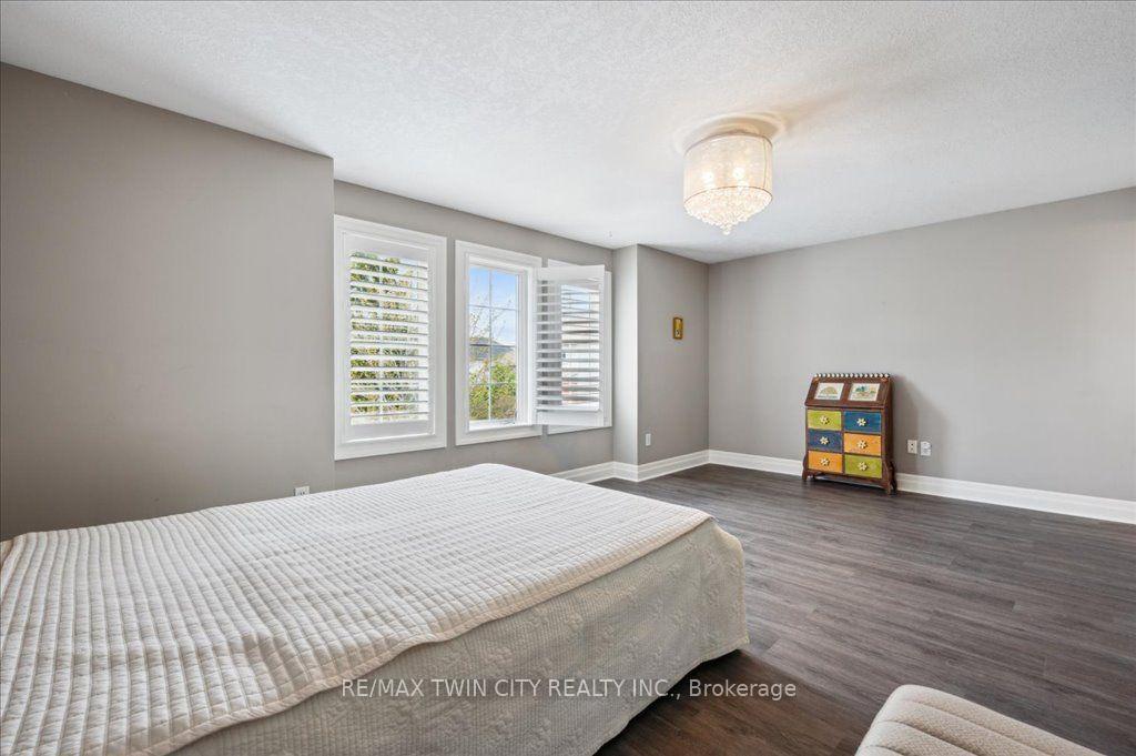 Photo 27 of 537 Havendale Place, Waterloo, Laurelwood — HOMEH