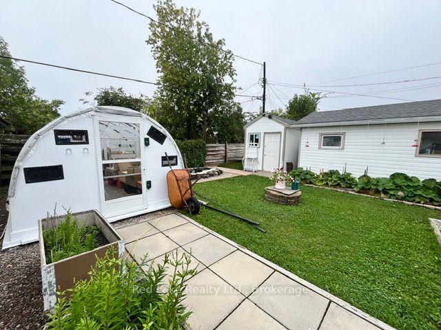 Photo 6 of 7 Forth Street, Red Lake — HOMEH