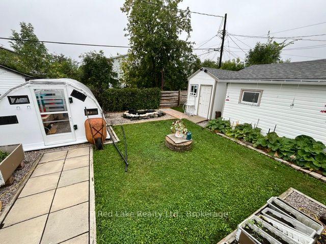 Photo 8 of 7 Forth Street, Red Lake — HOMEH
