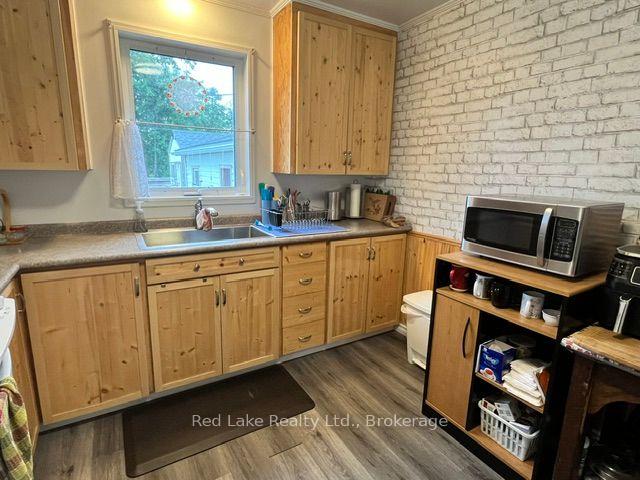 Photo 13 of 7 Forth Street, Red Lake — HOMEH