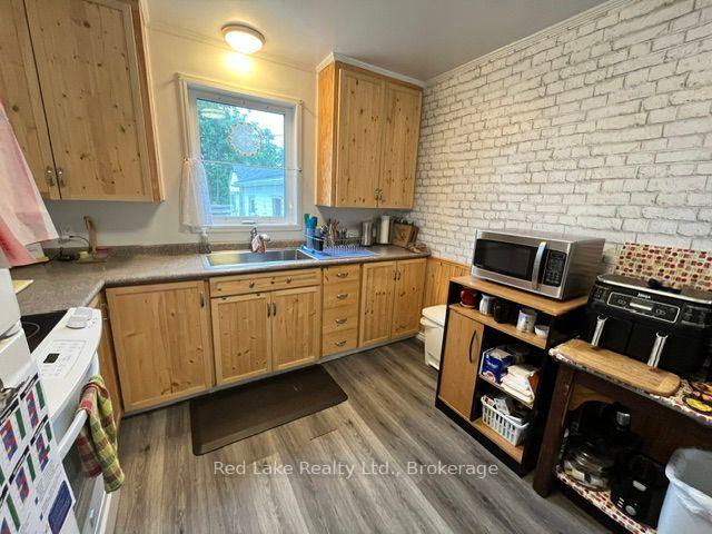 Photo 15 of 7 Forth Street, Red Lake — HOMEH