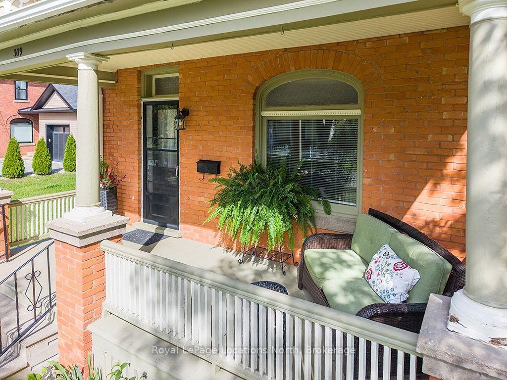Photo 3 of 309 Beech Street, Collingwood — HOMEH
