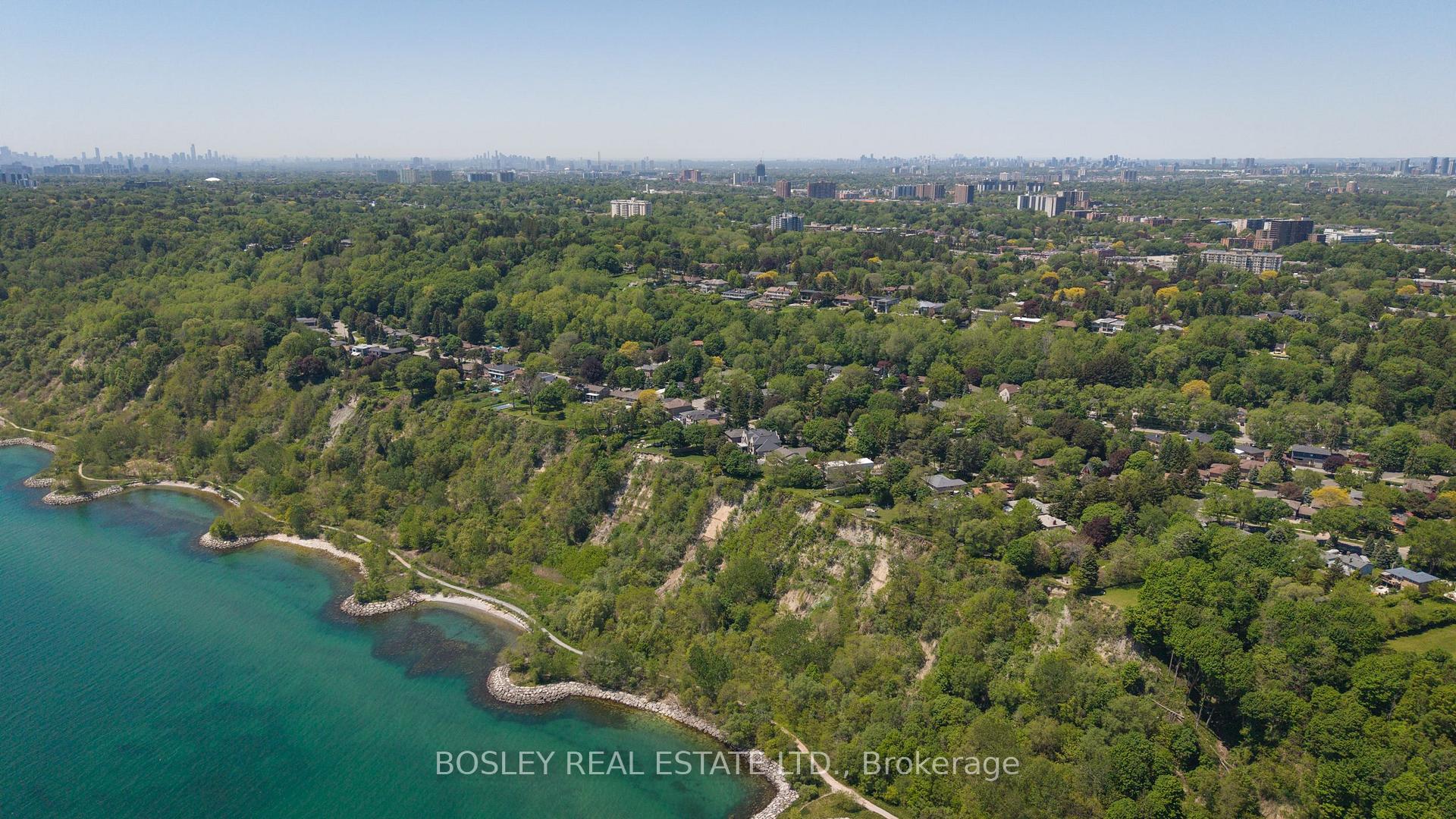 Photo 6 of 133 Sylvan Avenue, Scarborough, Scarborough Village — HOMEH