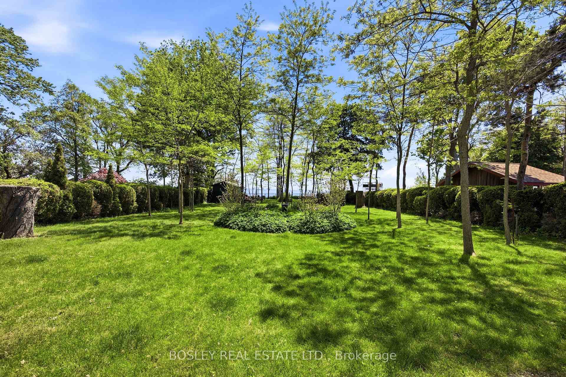 Photo 7 of 133 Sylvan Avenue, Scarborough, Scarborough Village — HOMEH