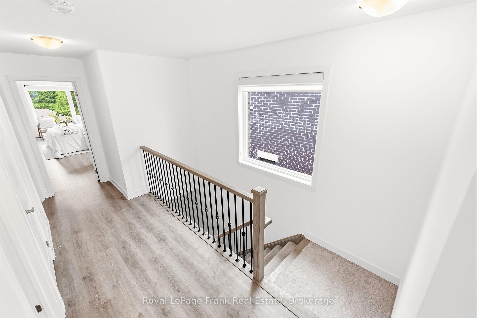 Photo 18 of 63 Pine Gate Place, Whitby, Williamsburg — HOMEH